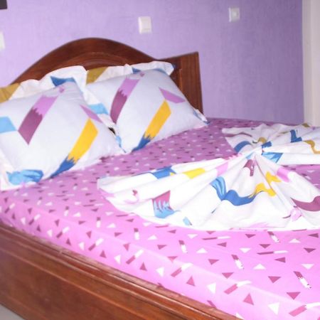 Hotel-Le-Parisien Brazzaville Ngoại thất bức ảnh