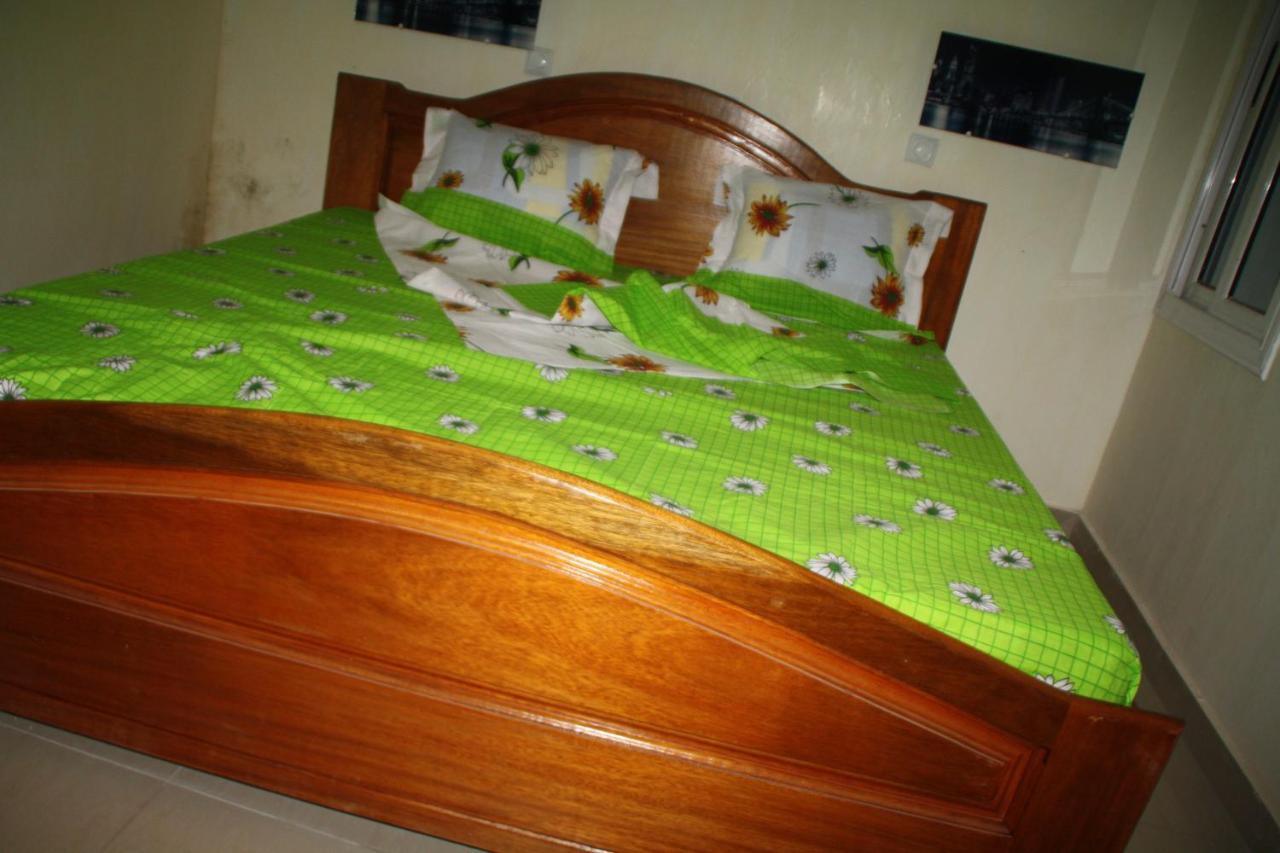 Hotel-Le-Parisien Brazzaville Ngoại thất bức ảnh