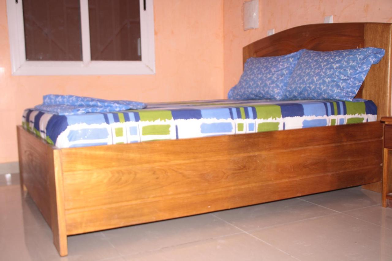 Hotel-Le-Parisien Brazzaville Ngoại thất bức ảnh