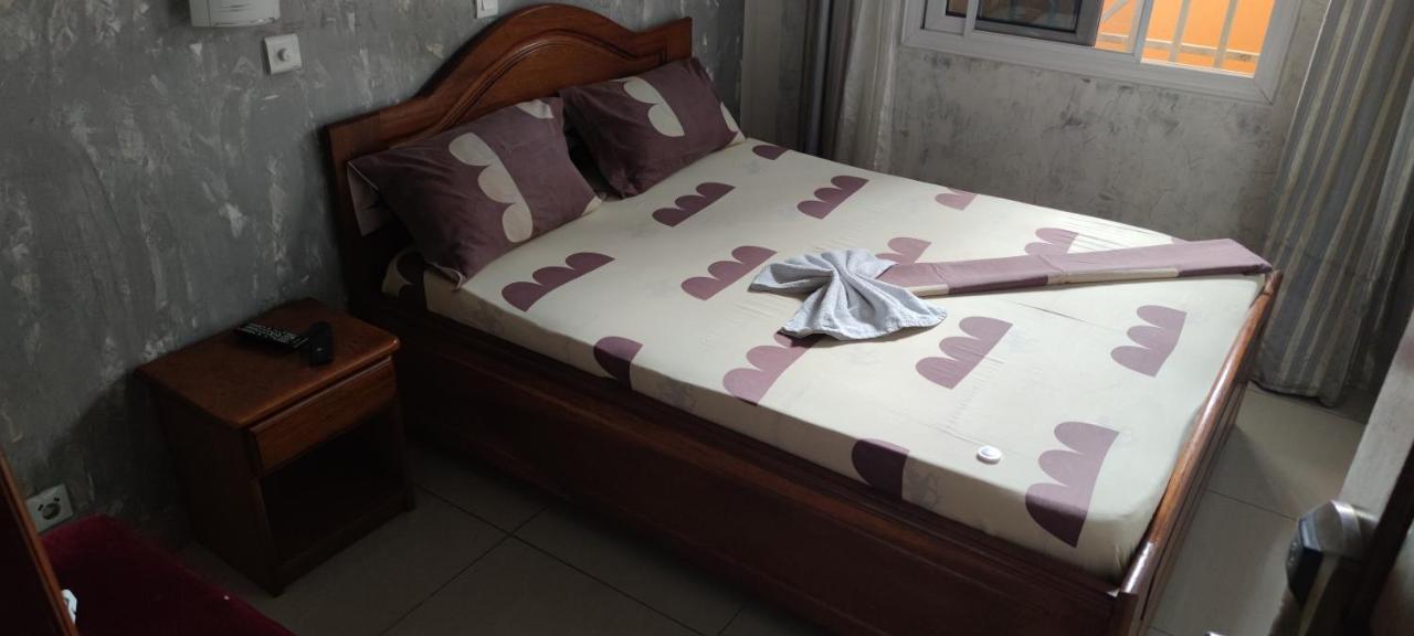 Hotel-Le-Parisien Brazzaville Ngoại thất bức ảnh
